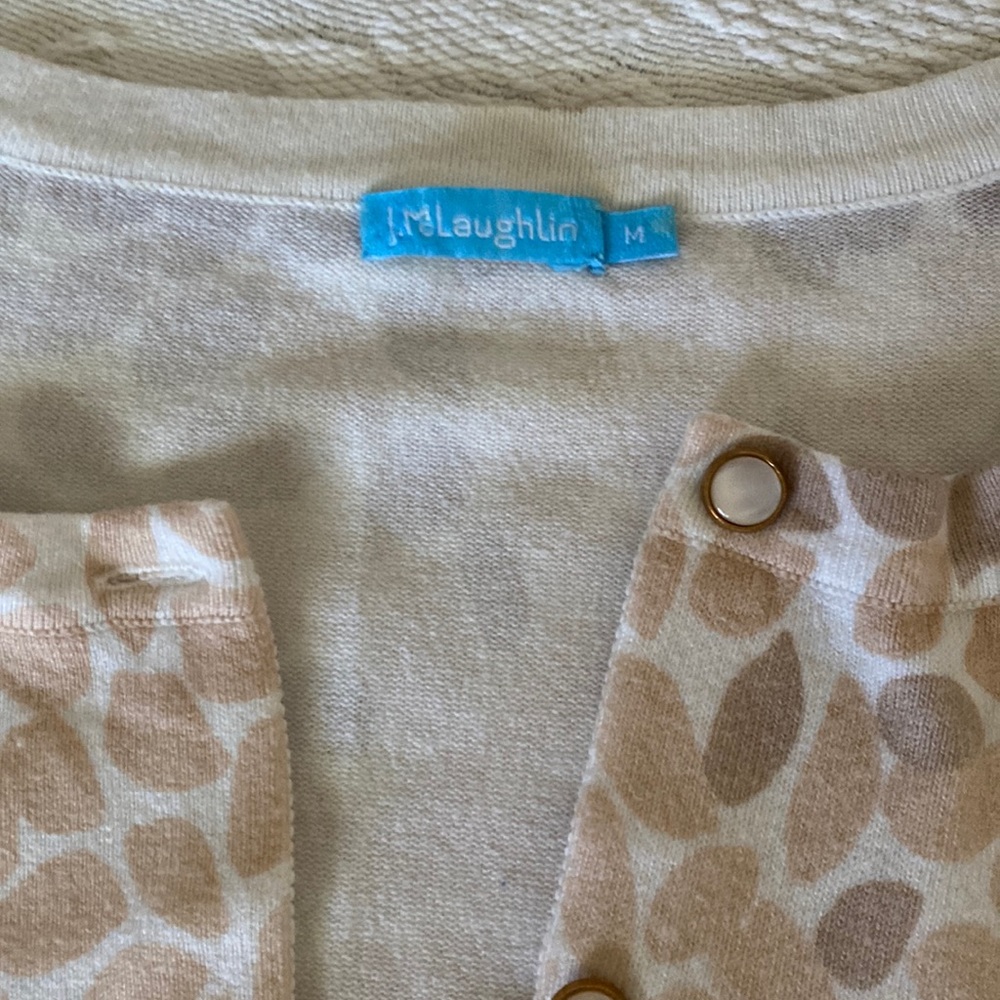 Comfy sweater very good condition